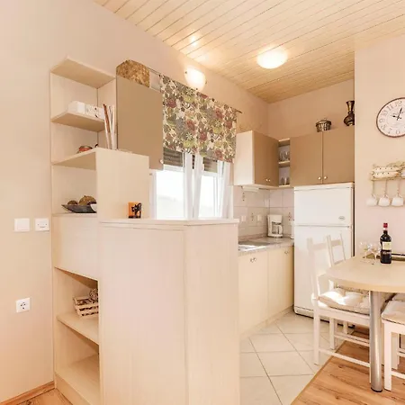 1 Bedroom Amazing In * Pirovac