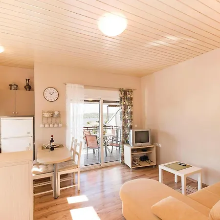 Apartment Hrvatske Mladezi